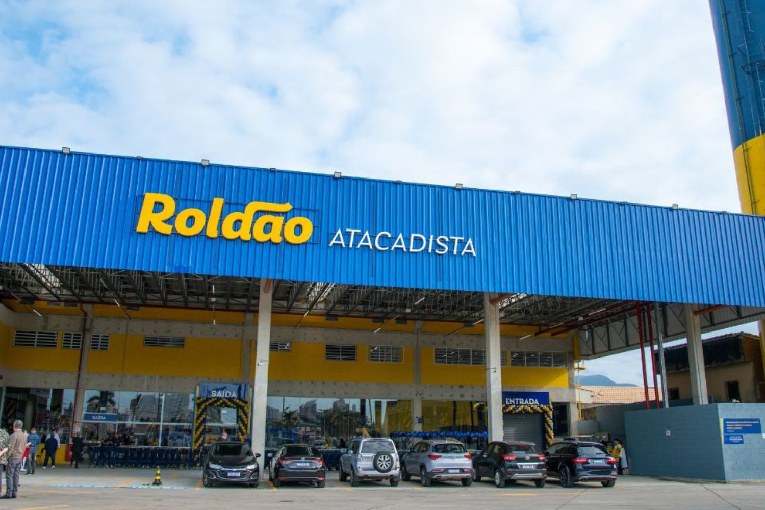  Roldão Atacadista oferece 15 vagas para operador de caixa